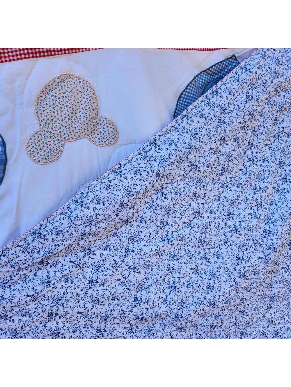 Disney Heart Patchwork Quilt Red White Gingham Mouse Ears Hearts Queen